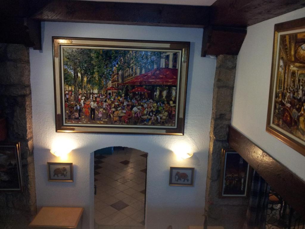 Aux Meubles Du Manoir Aparthotel Aix-les-Bains Exterior foto